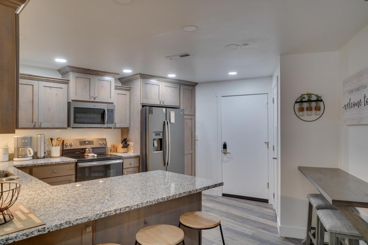 Brian Head Condo With Balcony, Grill And Mountain View Bagian luar foto